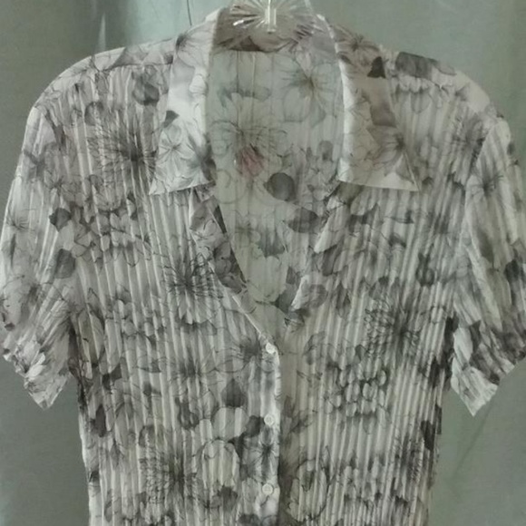 Tops - Pleated Blouse